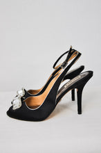 Charger l&#39;image dans la galerie, Badgley Mischka Satin High Heels | Size 8.5