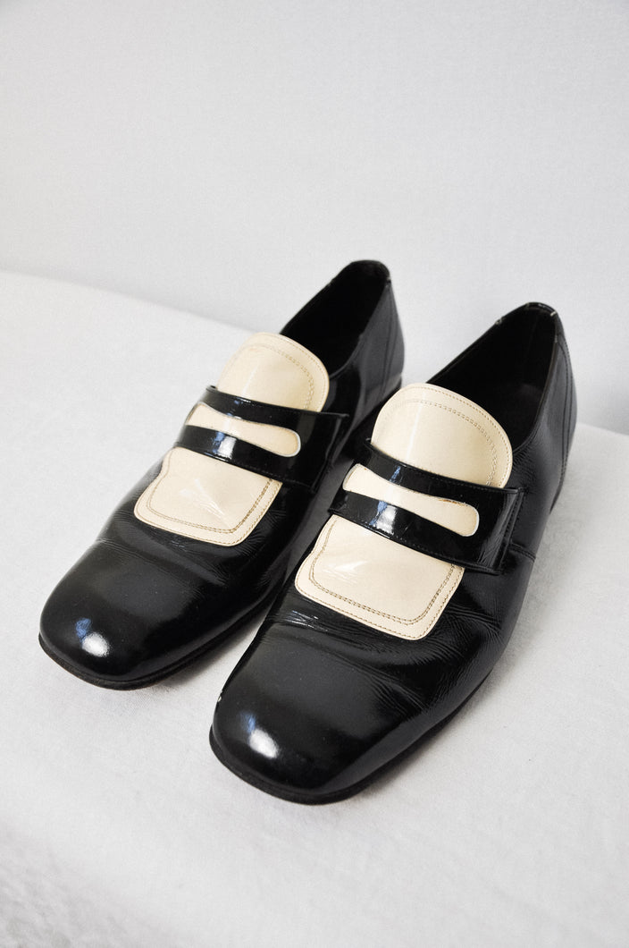 1970s Two-Tone Contrast Penny Loafers | Size