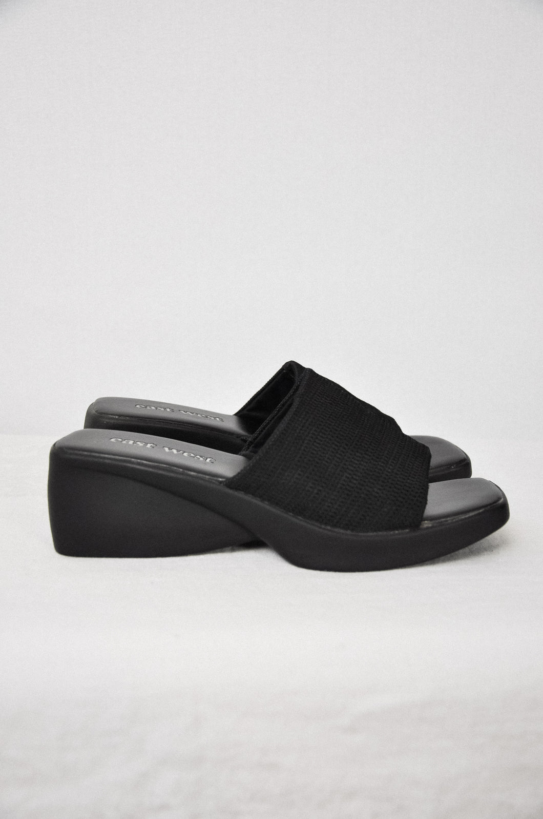 Vintage Slip On Platform Sandals | Size W8