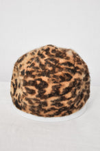 Charger l&#39;image dans la galerie, Vintage Fuzzy Angora Cheetah Print Ball Cap Hat