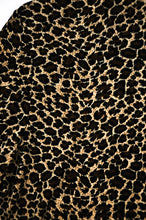 Load image into Gallery viewer, Slinky Leopard Print Mockneck Shirt | Size L-XL