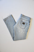 Load image into Gallery viewer, Y2K Dolce &amp; Gabbana Distressed Jeans | 38&quot; Waist