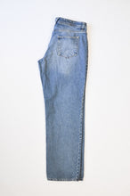 Charger l&#39;image dans la galerie, Nous, les jeans à jambe droite gratuits | Taille 35&quot;