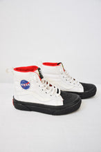 Load image into Gallery viewer, Vans x NASA Old Skool MTE Hi Shoes | Size Kids 10.5