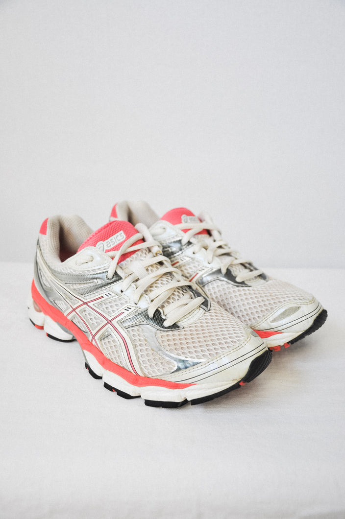 asics gel cumulus 14 rose et argent taille 9