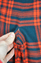 Charger l&#39;image dans la galerie, Vintage Viyella Plaid Overalls | Toddler 3
