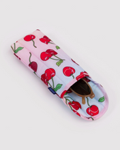 Charger l'image dans la galerie, Puffy Glasses Sleeve | Cherries