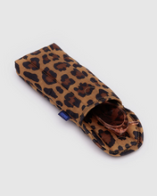 Charger l'image dans la galerie, Puffy Glasses Sleeve | Leopard