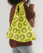 Load image into Gallery viewer, STANDARD BAGGU REUSABLE BAG | view all colours available here