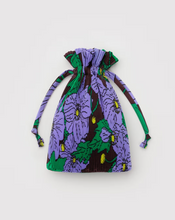 Load image into Gallery viewer, Pleated Baggu | Maroon Poppy