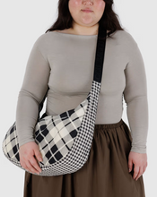 Charger l&#39;image dans la galerie, Large Nylon Crescent Bag | Mixed Plaid