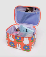 Charger l'image dans la galerie, Large Cosmetic Case | Miffy