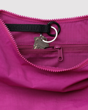 Charger l'image dans la galerie, Medium Nylon Crescent Bag | Deep Fuschia