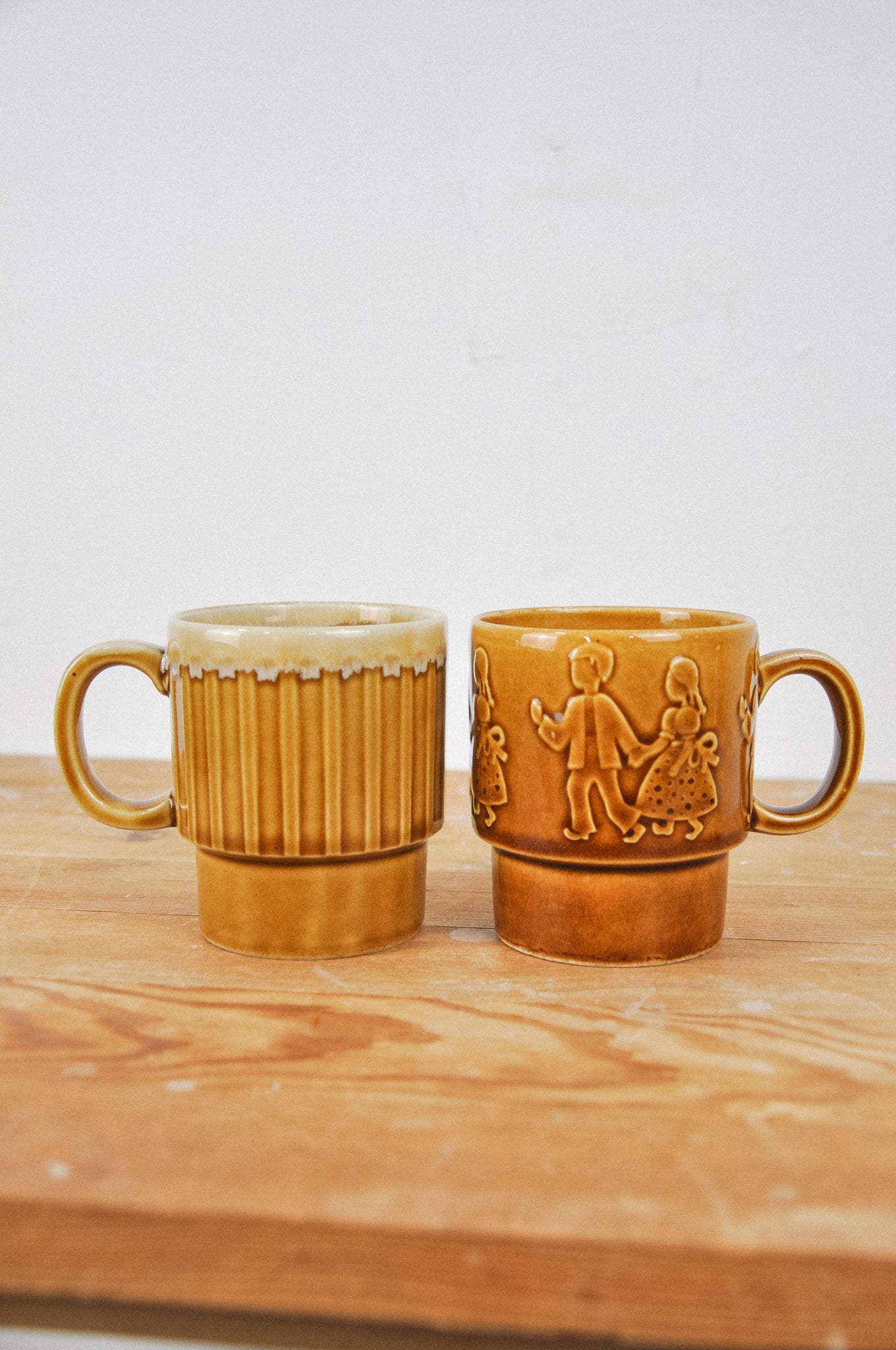 Vintage MCM Hazel Atlas Set of Four Stackable Coffee Mugs Milk