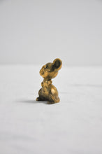 Load image into Gallery viewer, Miniature Brass Singing Mouse