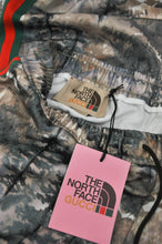 Load image into Gallery viewer, The North Face x Gucci Pants | XL